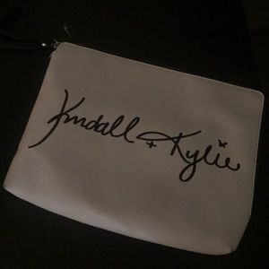 White Leather Kendall & Kylie Cosm. Bag